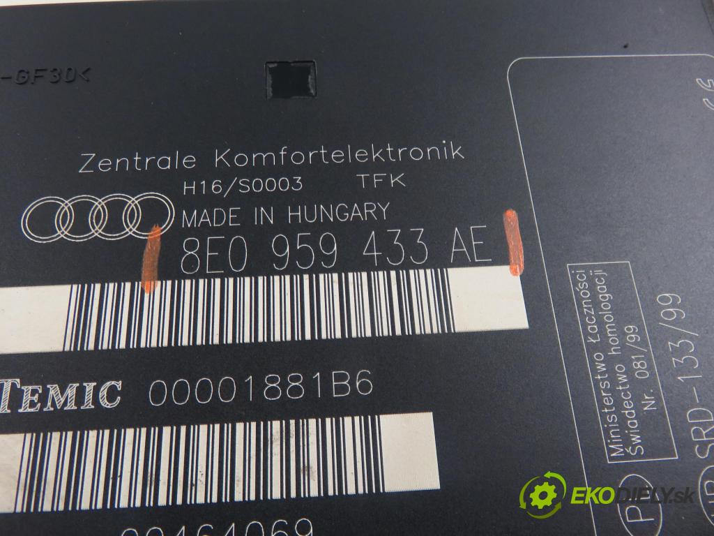AUDI A4 (8E2, B6) SEDAN 2002 74,00 1.9 TDI PD 101 - AVB 1896,00 MODUL komfortu 8E0959433AE