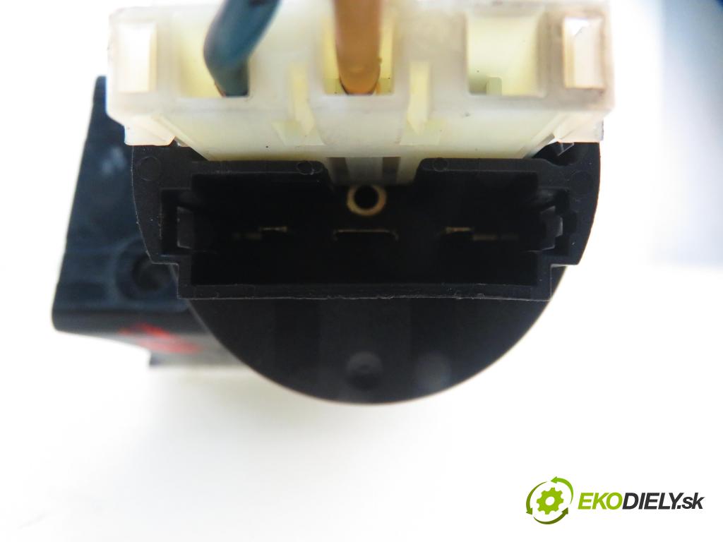 ALFA ROMEO GT (937_) COUPE 2005 110,00 1.9 JTD - 937 A5.000 1910,00 spinačka  (Spínacia skrinka)