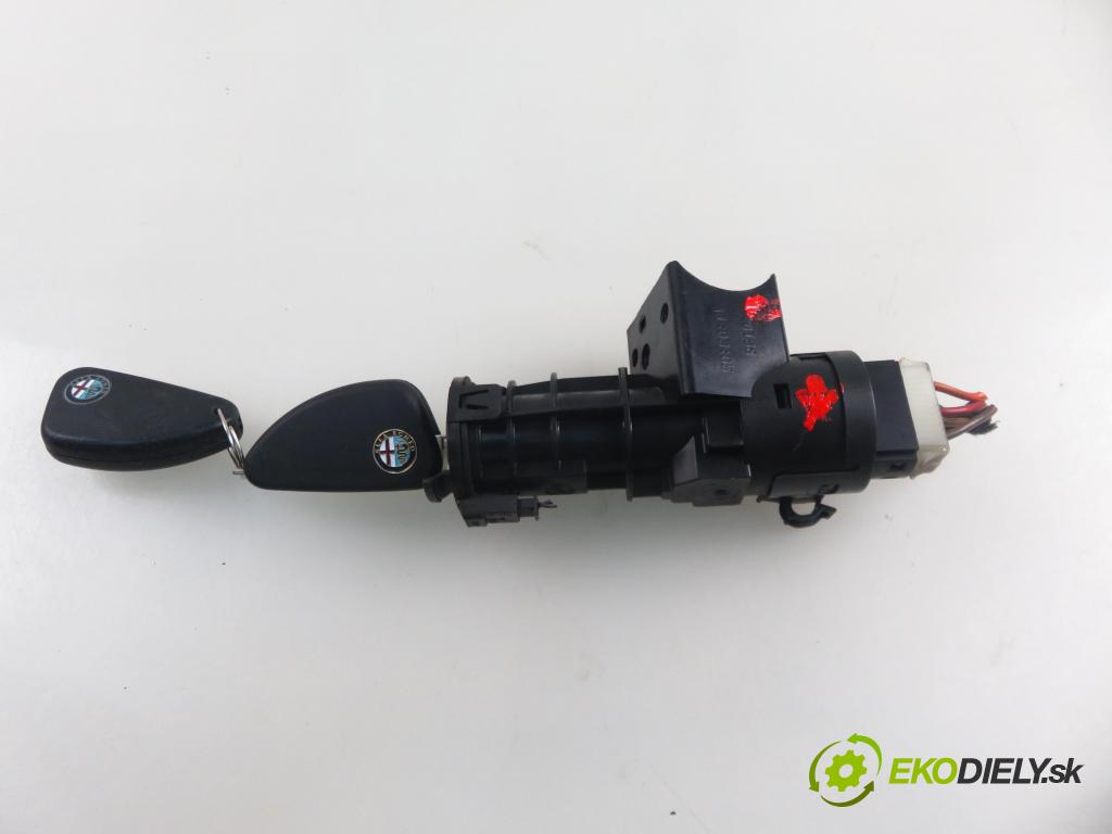 ALFA ROMEO GT (937_) COUPE 2005 110,00 1.9 JTD - 937 A5.000 1910,00 spinačka  (Spínacia skrinka)