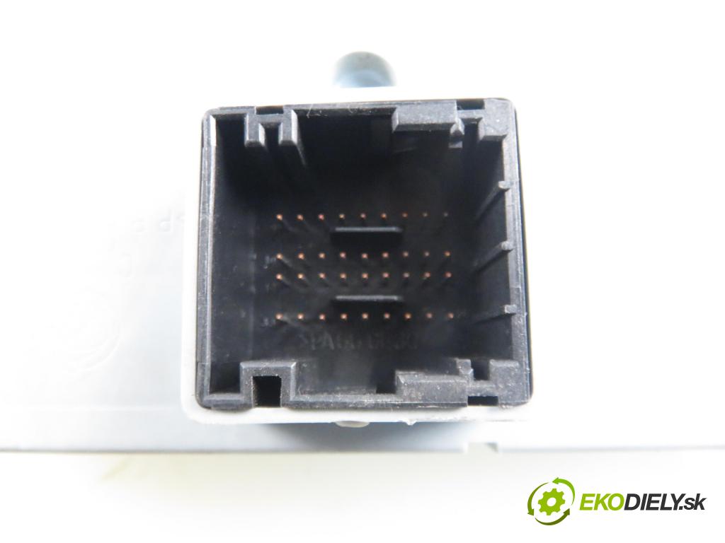 FIAT IDEA (350_) HB 2003 70,00 1.4 16V 95 - 843 A1.000 1368,00 MODUL BSI 51718916