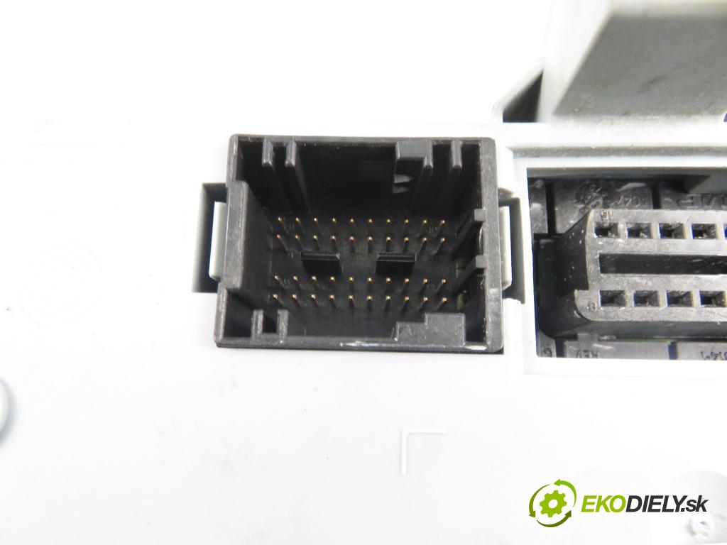 FIAT IDEA (350_) HB 2003 70,00 1.4 16V 95 - 843 A1.000 1368,00 MODUL BSI 51718916