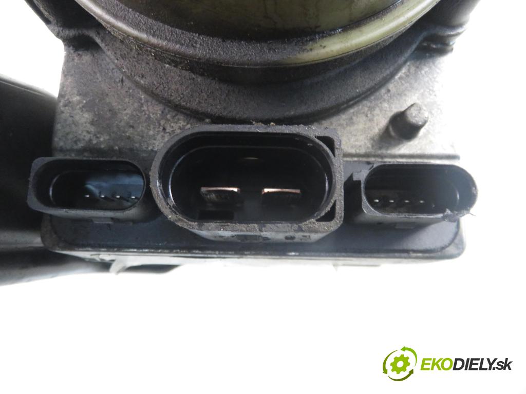 SKODA FABIA I SEDAN (6Y3) SEDAN 2004 55,00 1.4 16V - BBY 1390,00 Pumpa servočerpadlo