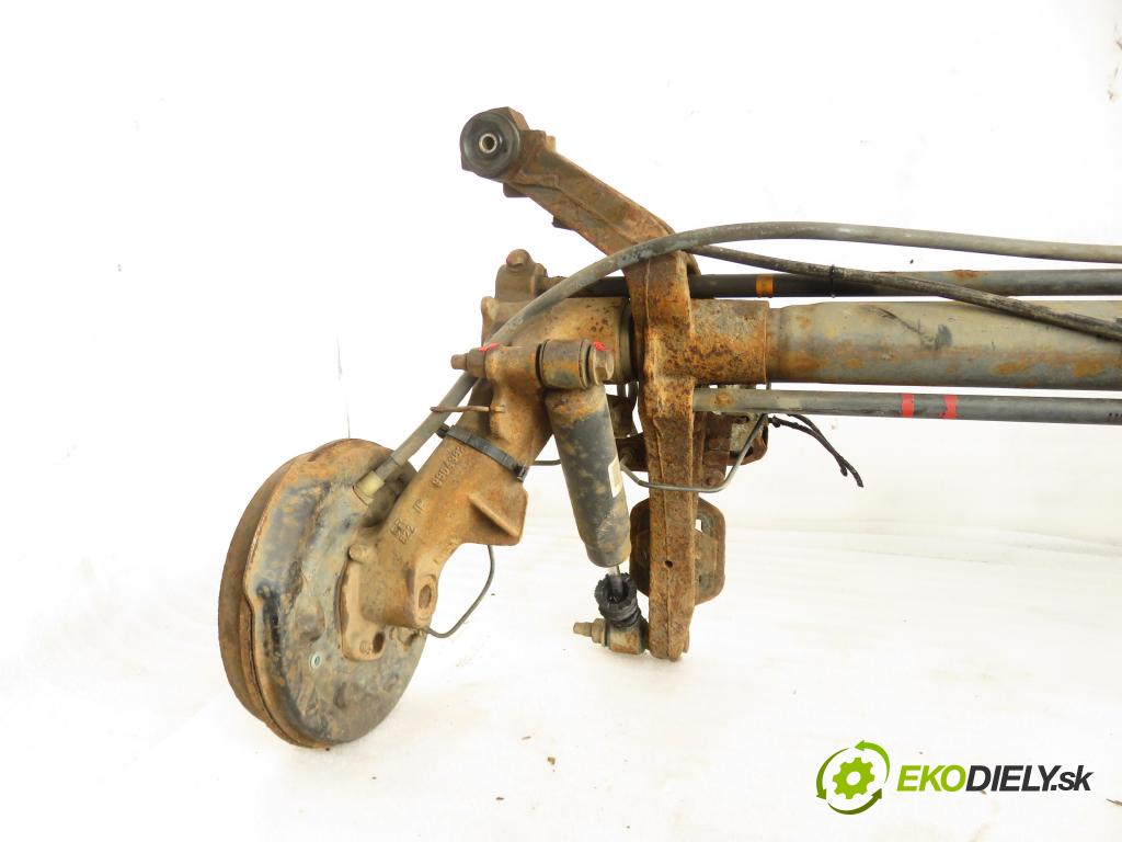 PEUGEOT PARTNER Skrzynia (5_, G_) FURGON 2006 66,00 2.0 HDi - RHY (DW10TD) 1997,00 výztuha zadní část