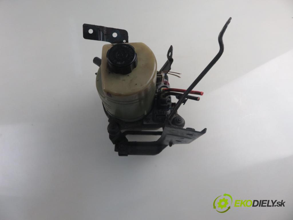 FORD FOCUS II Turnier (DA_, FFS, DS) KOMBI 2007 85,00 1.8 TDCi - KKDA 1753,00 Pumpa servočerpadlo 4M513K514BF