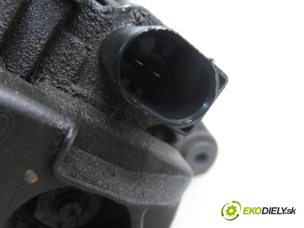 VW GOLF IV (1J1) HB 1999 66,00 1.9 TDI 90 - ALH 1896,00 Alternátor 028903028E ; 0124515010 (Alternátor)