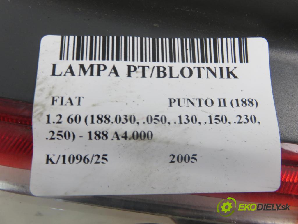 FIAT PUNTO (188_) HB 2005 44,00 1.2 60 - 188 A4.000 1242,00 Svetlo pravé zadné