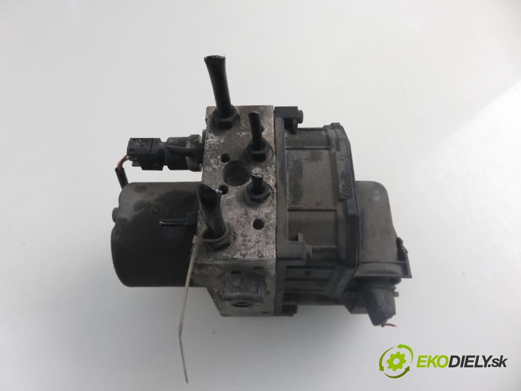 AUDI A4 (8E2, B6) SEDAN 2002 74,00 1.9 TDI PD 101 - AVB 1896,00 pumpa ABS 0265950011 ; 0265225048 (Pumpa ABS)