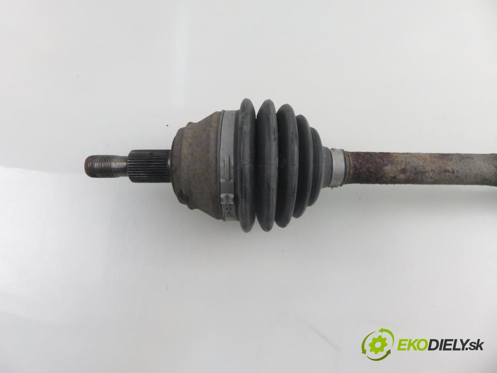 VW GOLF IV (1J1) HB 2000 75,00 1.6 - AVU 1595,00 Poloos LP