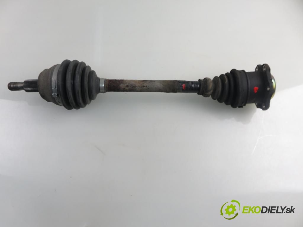 VW GOLF IV (1J1) HB 2000 75,00 1.6 - AVU 1595,00 Poloos LP