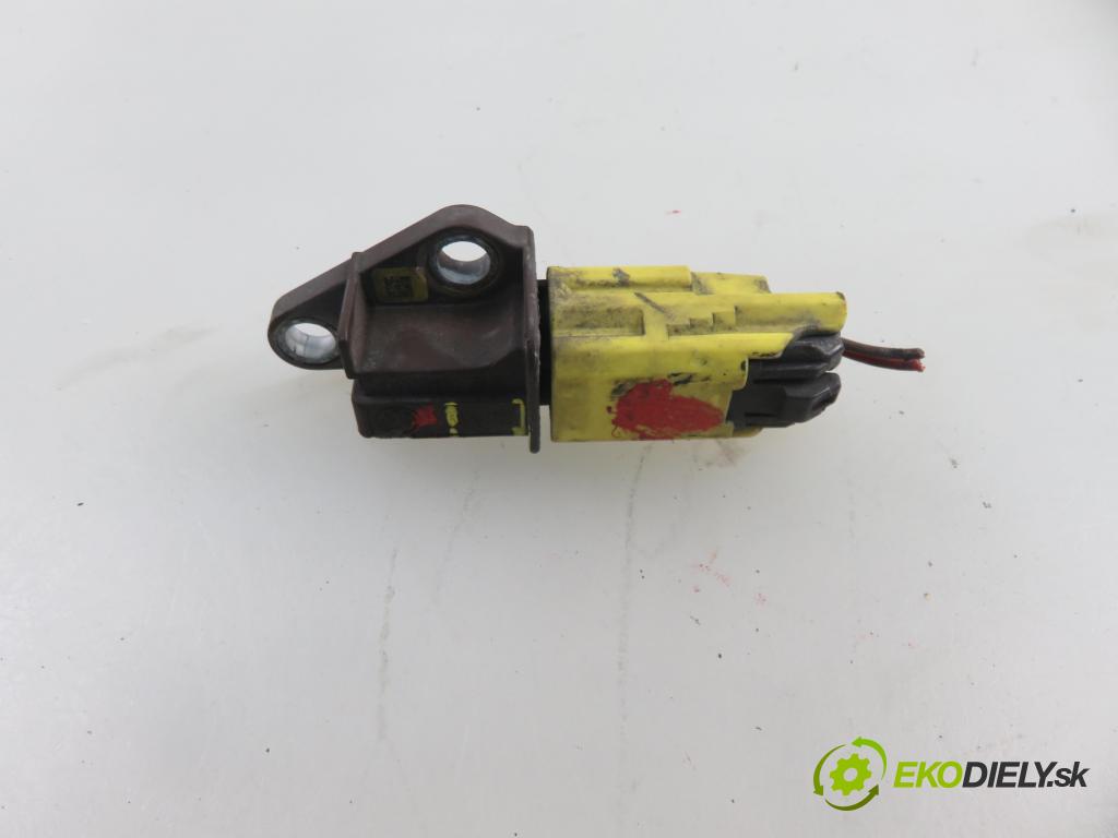 AUDI Q7 (4L) SUV 2007 257,00 4.2 FSI 350 quattro - BAR 4163,00 Snímač nárazu 5WK43722 ; 4L0959651 (Snímač nárazu)