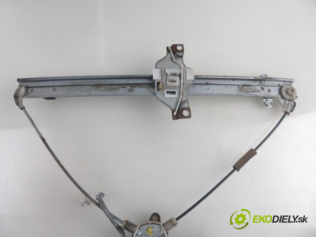 TOYOTA RAV 4 I (_A1_) SUV 1998 95,00 2.0 4WD - 3S-FE 1998,00 mechanismus oken PPE 3D 8571042030