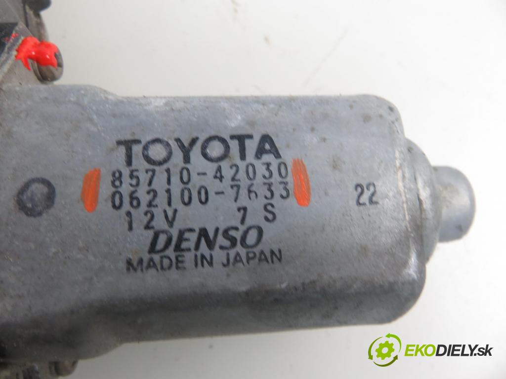 TOYOTA RAV 4 I (_A1_) SUV 1998 95,00 2.0 4WD - 3S-FE 1998,00 mechanismus oken PPE 3D 8571042030