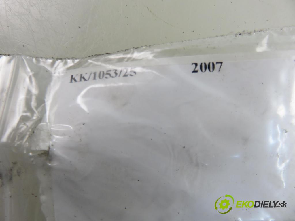 PEUGEOT 207 (WA_, WC_) HB 2007 65,00 1.4 16V - KFU (ET3J4) 1360,00 KOMPRESOR: klimatizace 9651910980 (Kompresor klimatizace)