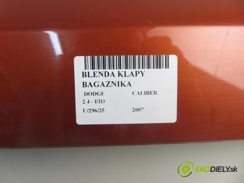 DODGE CALIBER HB 2007 125,00 2.4 DUAL VVT - ED3 2359,00 zadní část - čelo dveří kufr