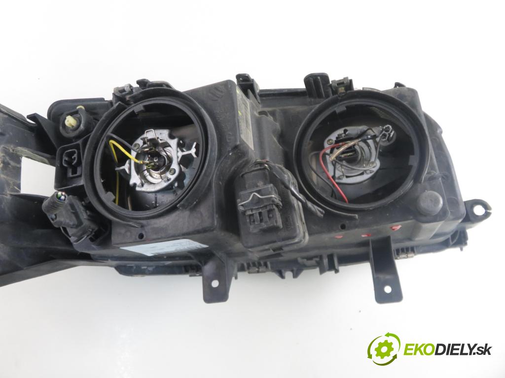VOLVO S80 I (TS, XY) SEDAN 2002 132,00 2.0 T - B 5204 T5 1984,00 Svetlo LP 8662855