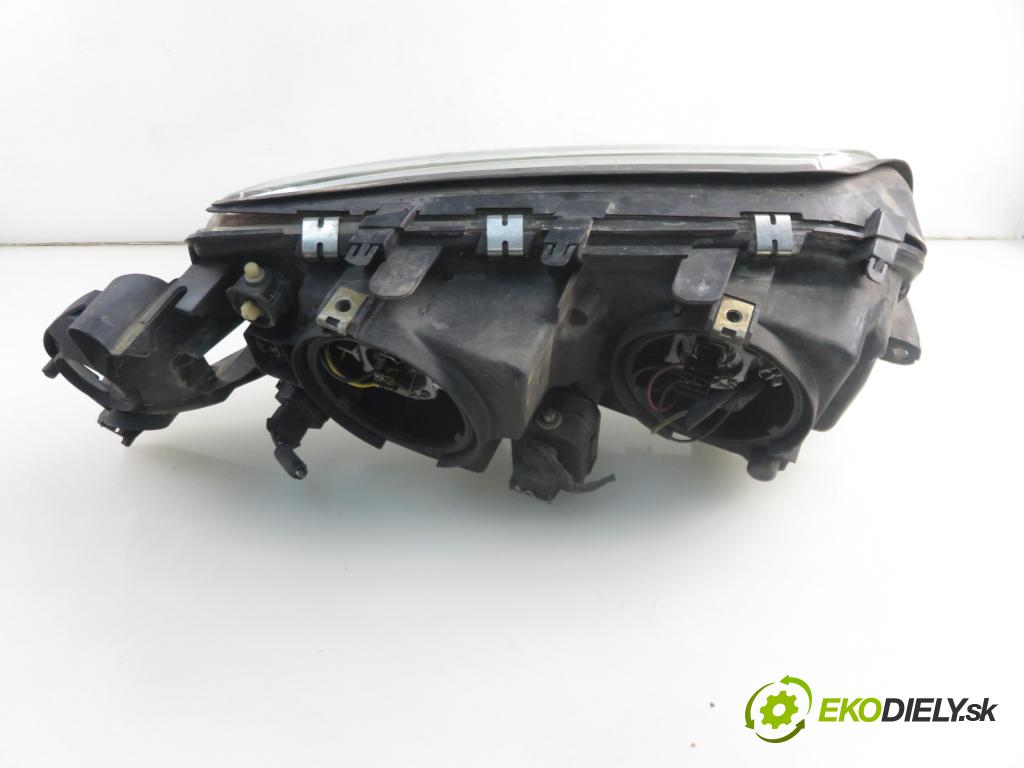 VOLVO S80 I (TS, XY) SEDAN 2002 132,00 2.0 T - B 5204 T5 1984,00 Svetlo LP 8662855