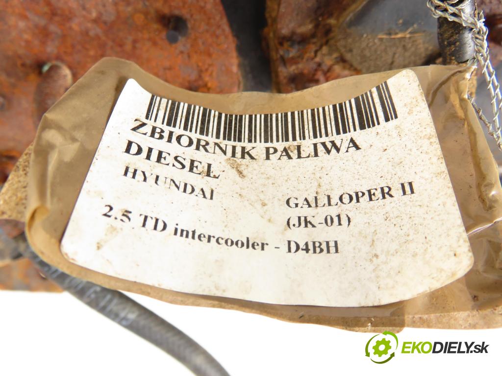 HYUNDAI GALLOPER II (JK-01) TERENOWY 2001 73,00 2.5 TD intercooler - D4BH 2476,00 nádržka paliva diesel
