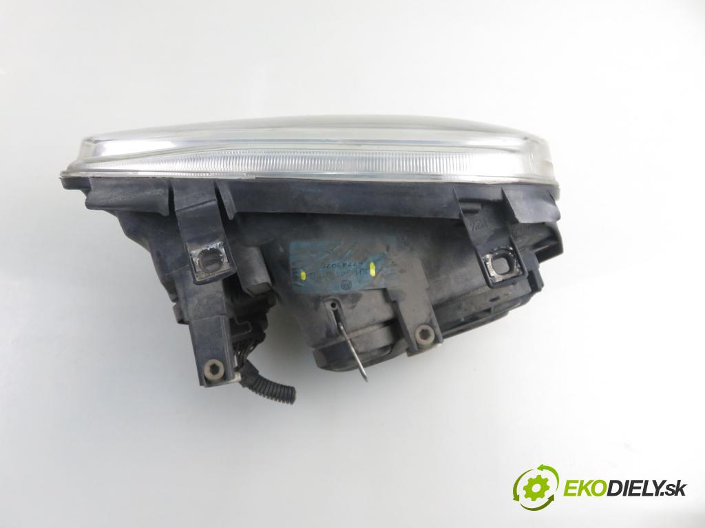 VW GOLF IV (1J1) HB 2000 75,00 1.6 - AVU 1595,00 Svetlo PP 1J1941016B