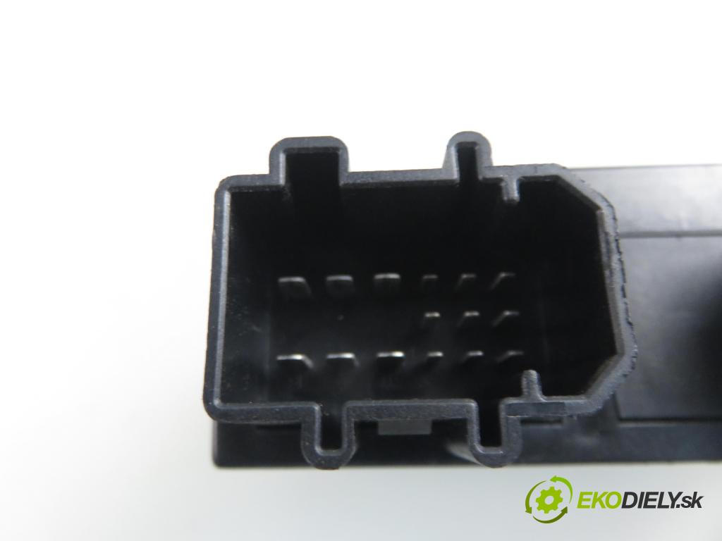 VW GOLF IV (1J1) HB 2000 75,00 1.6 - AVU 1595,00 MODUL komfortu 1J0959799AH ; 5DK00795451