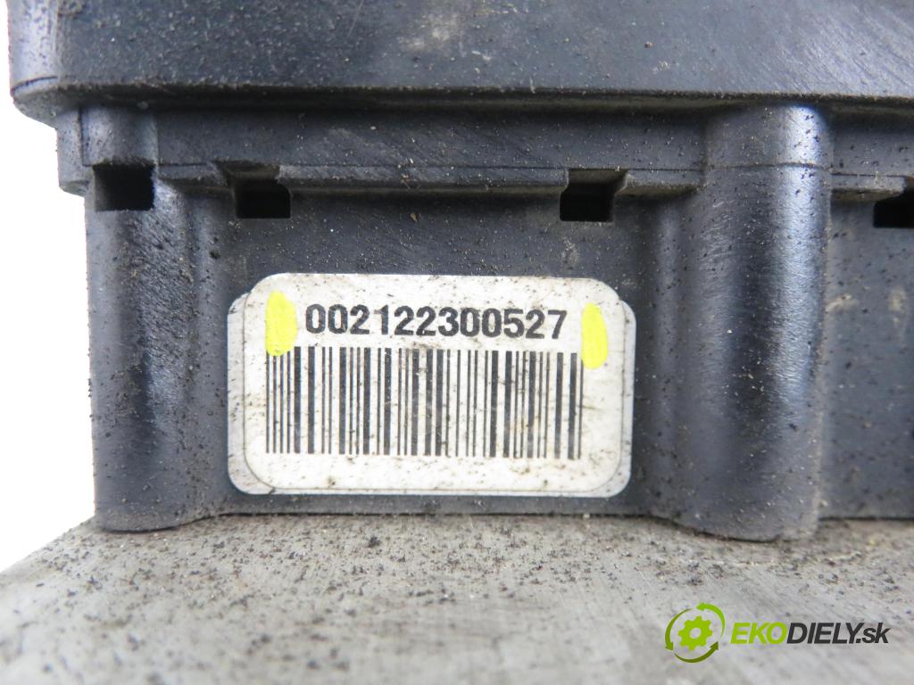 VOLVO S80 I (TS, XY) SEDAN 2002 132,00 2.0 T - B 5204 T5 1984,00 pumpa ABS 5WK84002 ; 00212230P527 (Pumpa ABS)