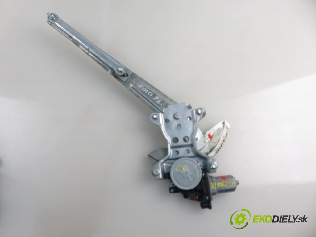 FIAT SEDICI (189_) CROSSOVER 2006 88,00 1.9 D Multijet 120 4x4 - D19AA 1910,00 mechanismus oken 8353063J01