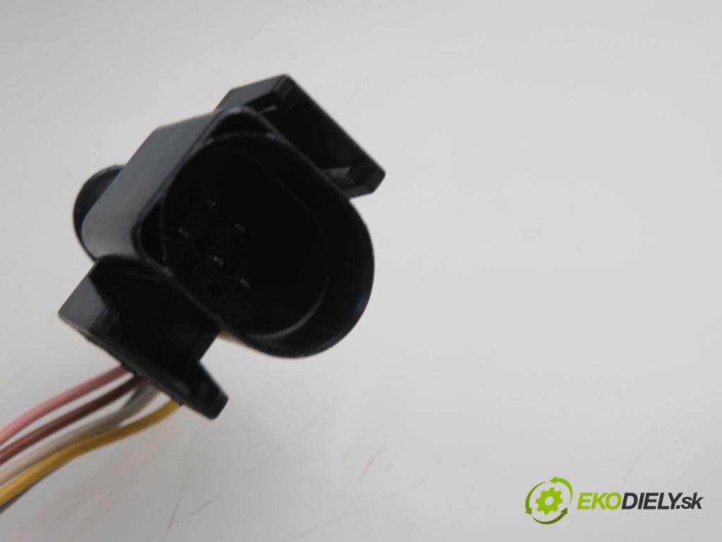 SEAT IBIZA II (6K1) HB 2000 66,00 1.9 TDI - AGR 1896,00 potenciometr plynového pedálu 0281002339 ; 028907475AP (Potenciometr plynového pedálu)