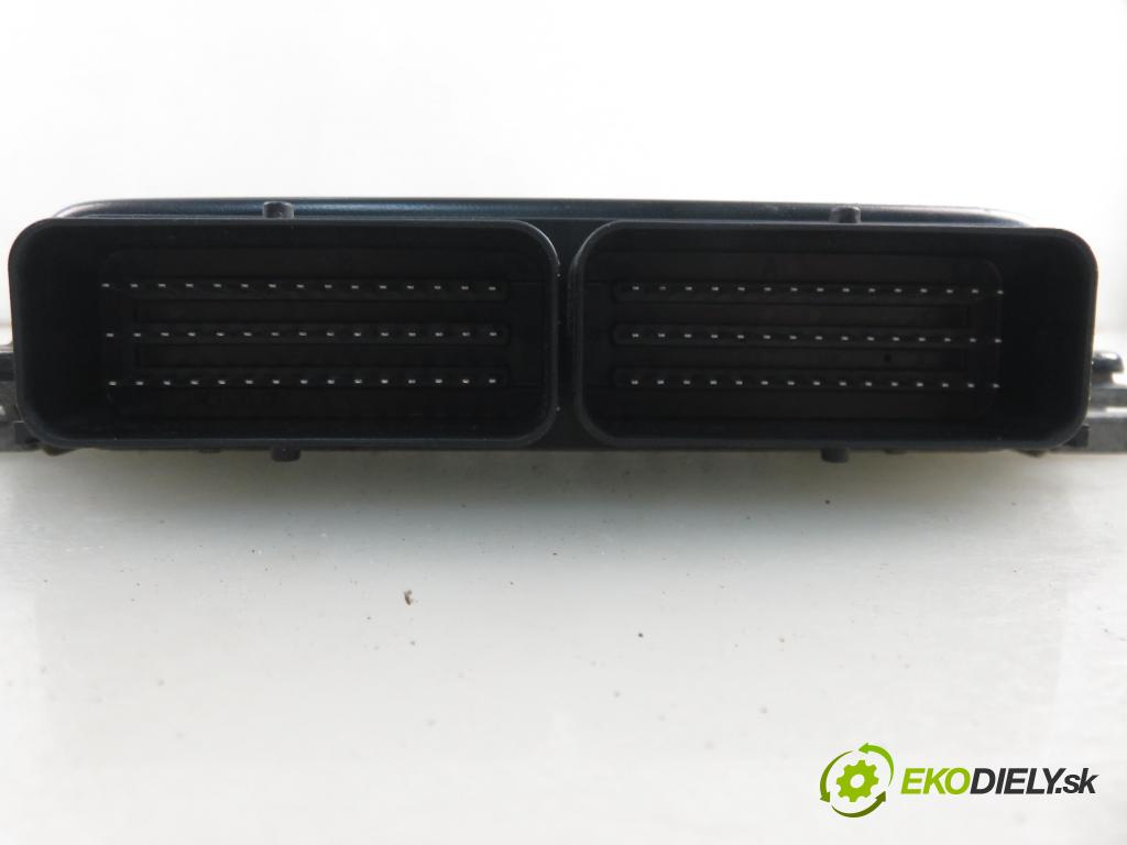RENAULT TWINGO I (C06_) HB 2000 43,00 1.2 (C066, C068) - D7F 703 1149,00 Riadiaca jednotka Motor 8200044443 ; S110130102A ; 8200044437