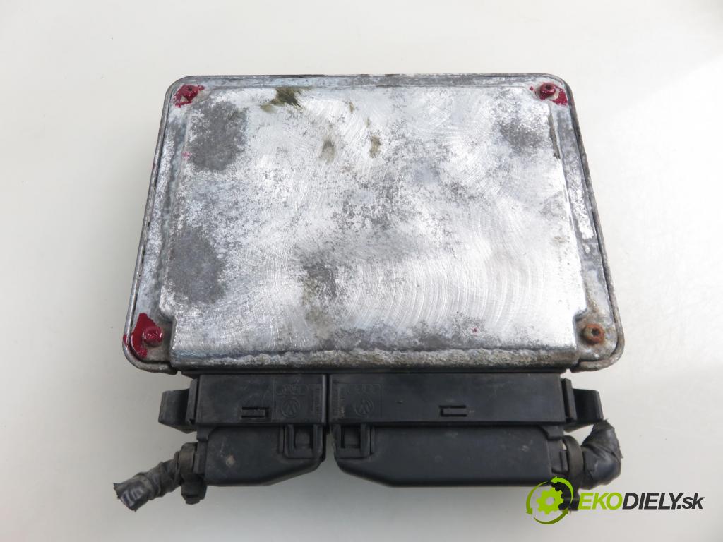 SEAT IBIZA II (6K1) HB 2000 66,00 1.9 TDI - AGR 1896,00 Riadiaca jednotka Motor 038906018EE ; 0281001916