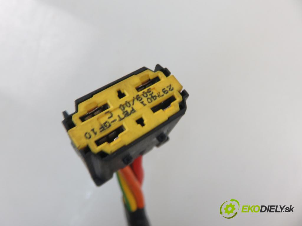 RENAULT TWINGO I (C06_) HB 2000 43,00 1.2 (C066, C068) - D7F 703 1149,00 spinačka  (Spínacia skrinka)