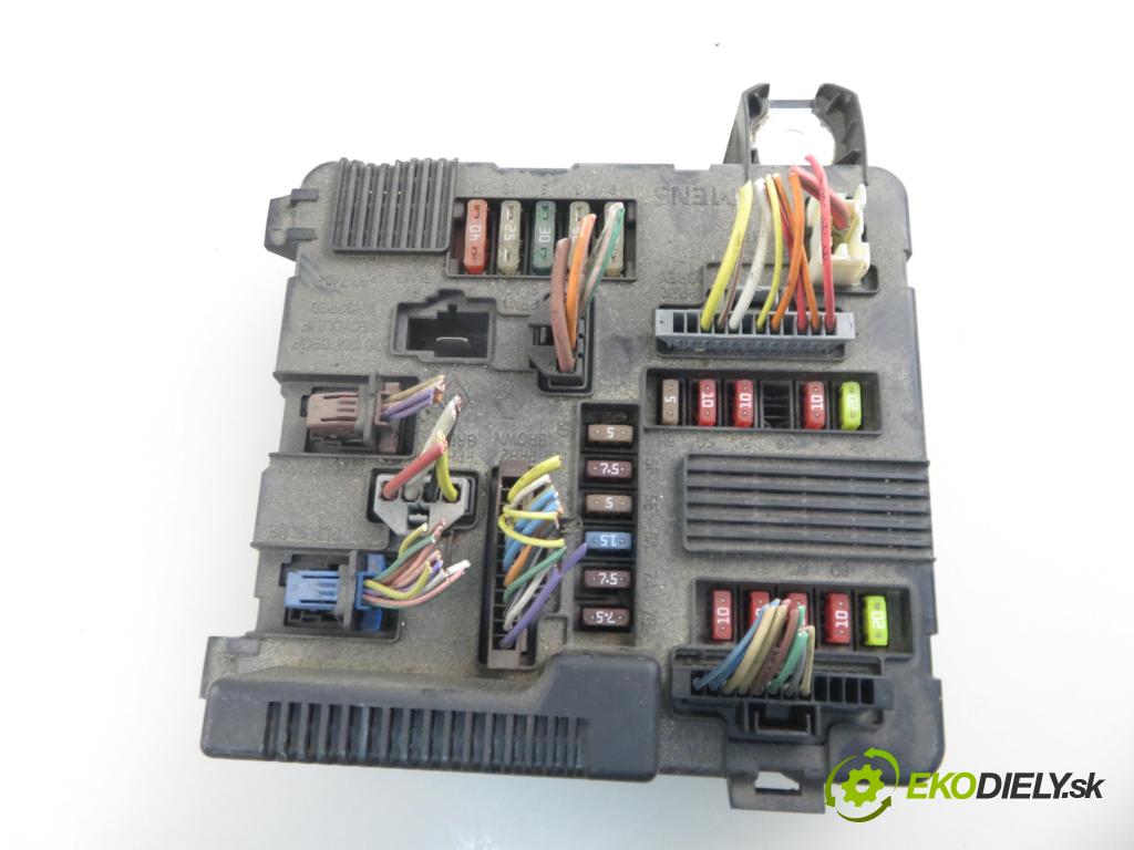 RENAULT SCENIC II (JM0/1_) MINIVAN 2005 83,00 1.6 (JM0C, JM0J, JM1B) - K4M 782 1598,00 MODUL BSI 8200306032C