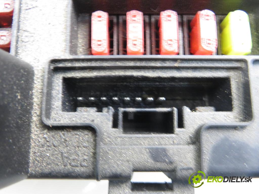 RENAULT SCENIC II (JM0/1_) MINIVAN 2005 83,00 1.6 (JM0C, JM0J, JM1B) - K4M 782 1598,00 MODUL BSI 8200306032C