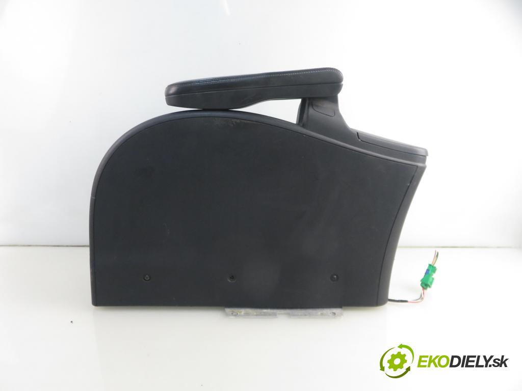 RENAULT SCENIC II (JM0/1_) MINIVAN 2005 83,00 1.6 (JM0C, JM0J, JM1B) - K4M 782 1598,00 Lakťová opierka