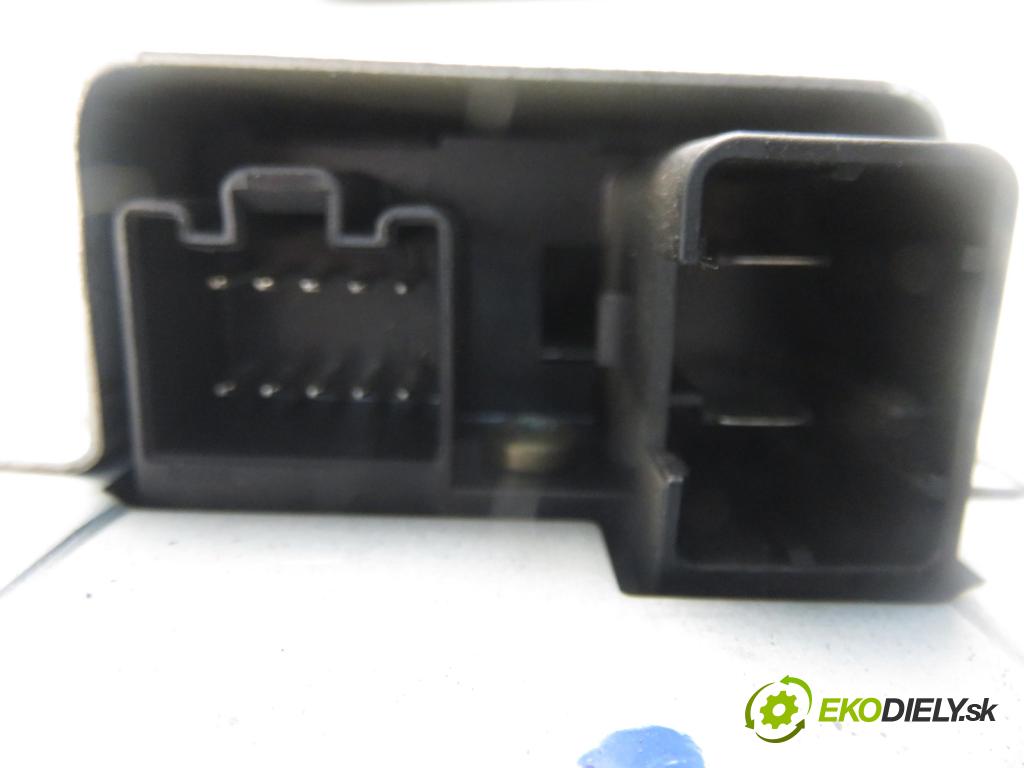 FIAT IDEA (350_) HB 2004 74,00 1.9 JTD - 188 B2.000 1910,00 SLOUPEC / PODPORA elektrický 00517364610