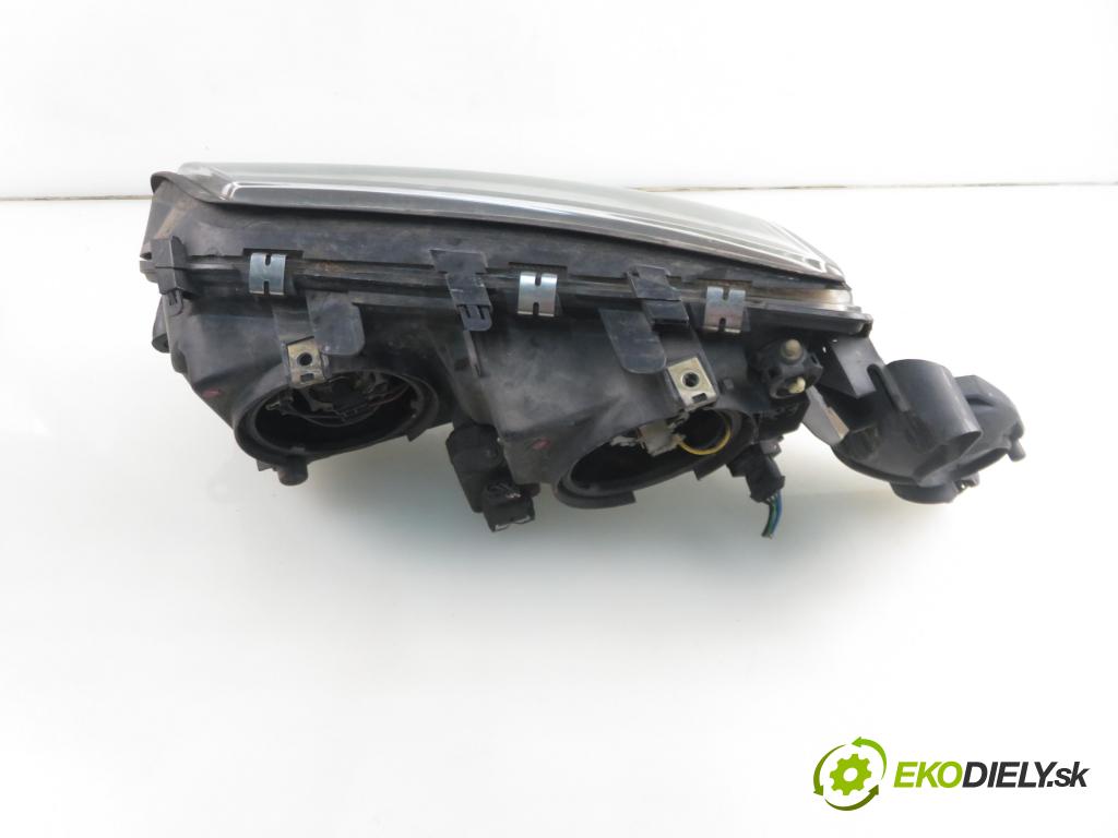 VOLVO S80 I (TS, XY) SEDAN 2002 132,00 2.0 T - B 5204 T5 1984,00 světlo PP 8662856