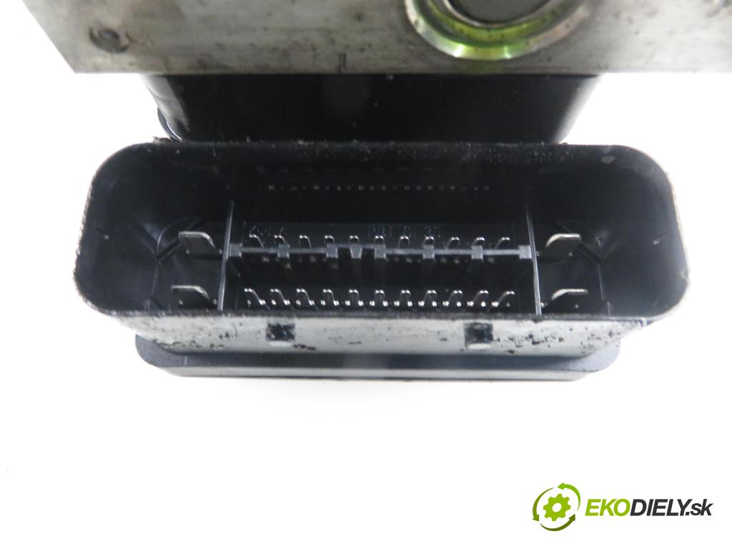 FORD FIESTA V (JH_, JD_) HB 2007 50,00 1.4 TDCi 68 - F6JB 1399,00 pumpa ABS 4S612M110CD ; 10020701034 ; 10097001333 (Pumpa ABS)