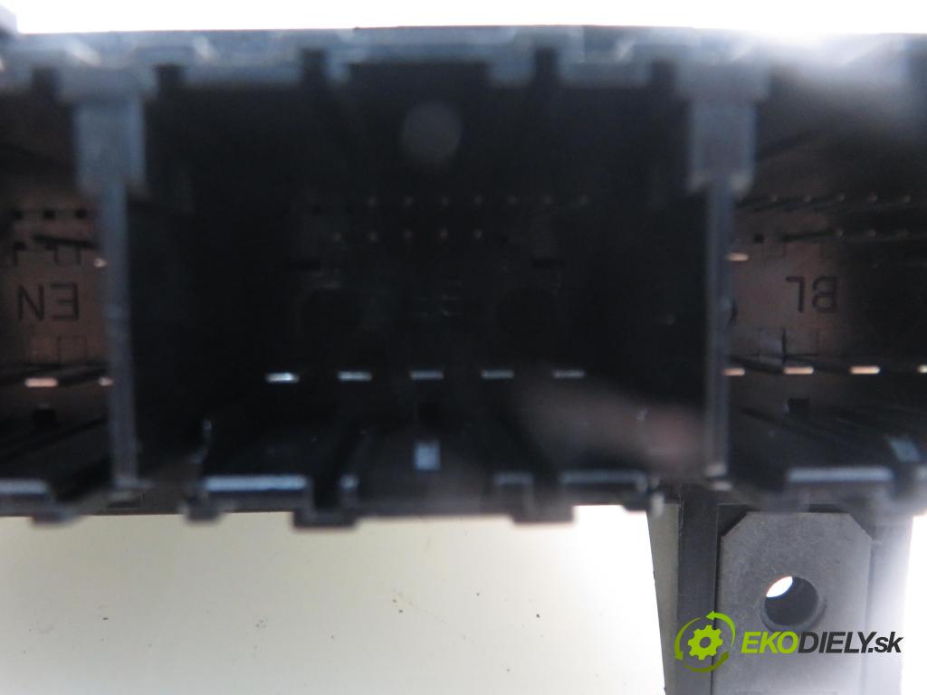 FORD FIESTA V (JH_, JD_) HB 2007 50,00 1.4 TDCi 68 - F6JB 1399,00 MODUL BSI 6S6T15K600BL ; 5WK48854K