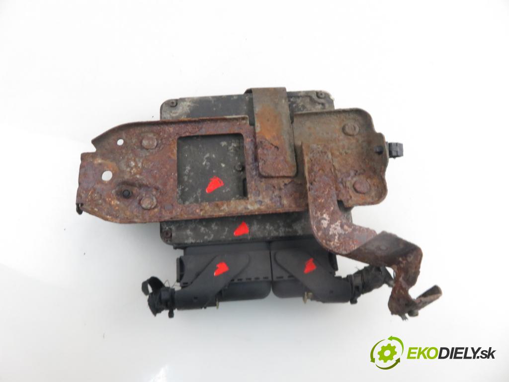 FIAT GRANDE PUNTO (199_) HB 2006 66,00 1.3 D Multijet 90 - 199 A3.000 1248,00 Riadiaca jednotka Motor 51784562