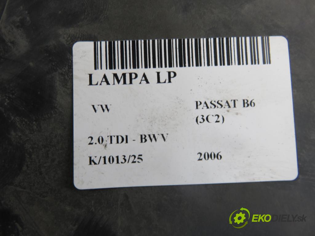VW PASSAT B6 (3C2) SEDAN 2006 88,00 2.0 TDI - BWV 1968,00 Svetlo LP 3C0941005M