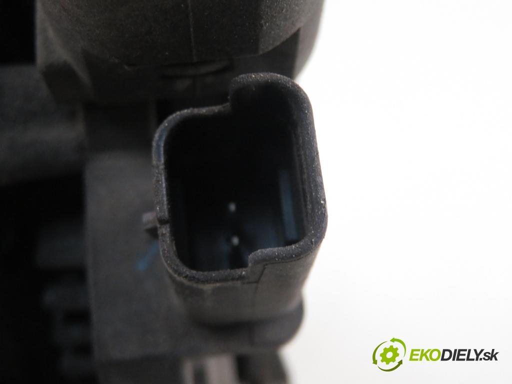 CITROEN C4 I (LC_) HB 2005 80,00 1.6 HDi - 9HY (DV6TED4) 1560,00 Alternátor 9646321880 ; 0124525035 (Alternátor)