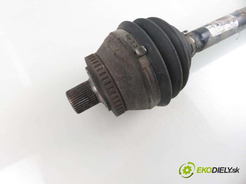 AUDI A4 (8E2, B6) SEDAN 2002 74,00 1.9 TDI PD 101 - AVB 1896,00 Poloos PP 8E0407272S
