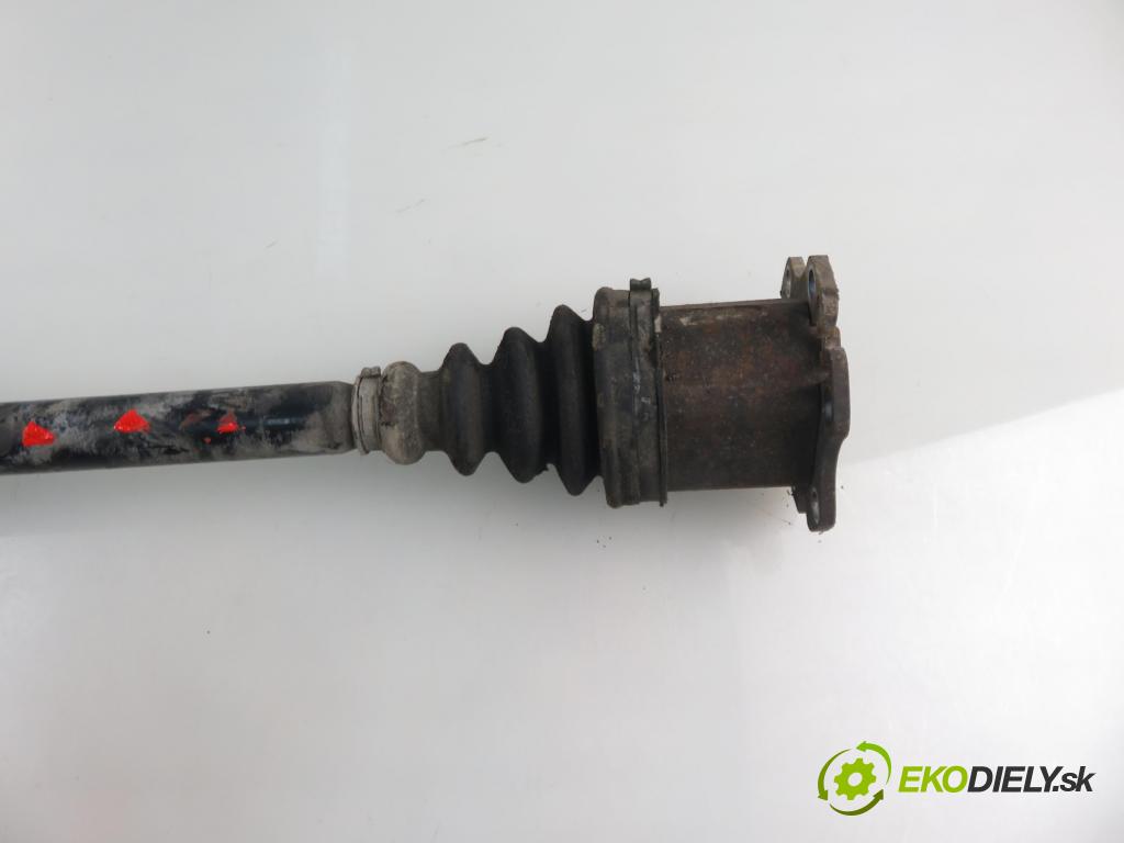 AUDI A4 (8E2, B6) SEDAN 2002 74,00 1.9 TDI PD 101 - AVB 1896,00 Poloos LP 8E0407272S