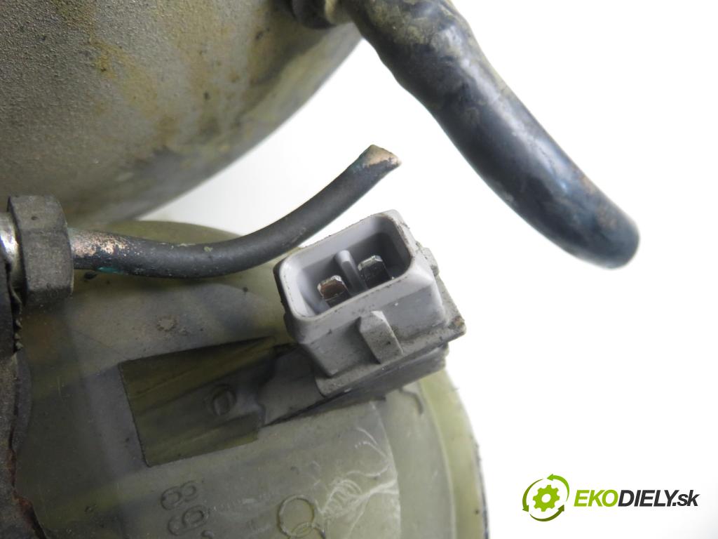 AUDI 80 (8C, B4) SEDAN 1992 66,00 2.0 90 - ABT 1984,00 Posilovač 893612105C (Servočerpadlo)