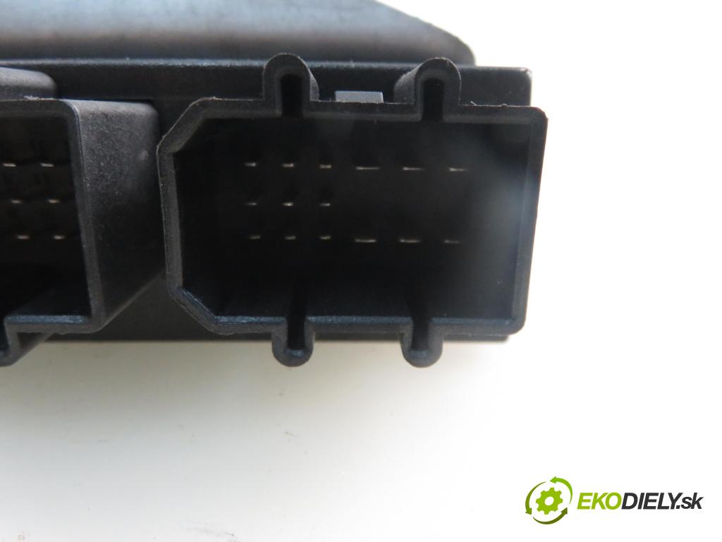 SKODA OCTAVIA I Combi (1U5) KOMBI 2004 74,00 1.9 TDI 4x4 - ATD 1896,00 MODUL komfortu 1C0959799B
