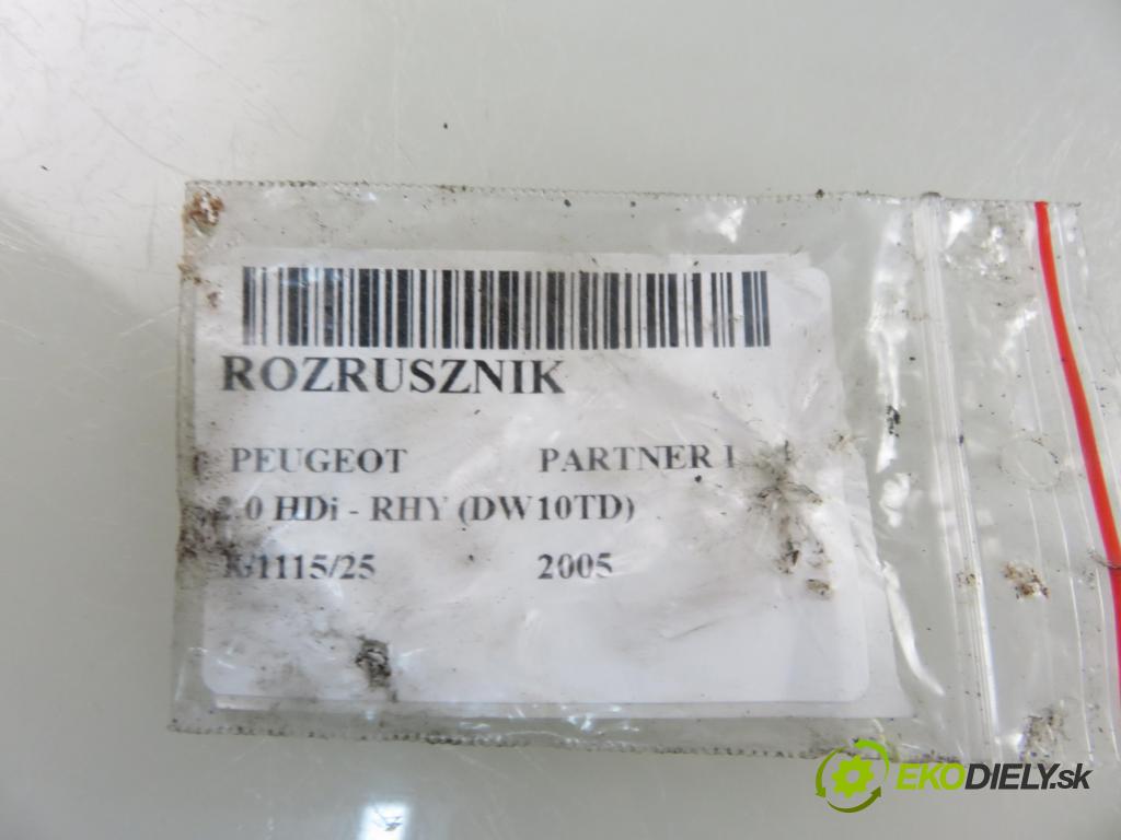 PEUGEOT PARTNER Skrzynia (5_, G_) FURGON 2005 66,00 2.0 HDi - RHY (DW10TD) 1997,00 Štartér D7R27 (Štartér)