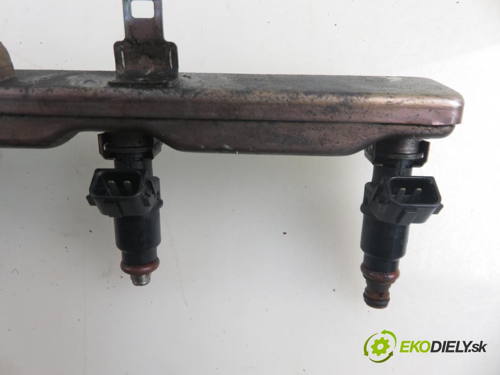 HONDA CR-V II (RD_) SUV 2002 110,00 2.0 (RD4) - K20A4 1998,00 Lišta vstrekovacia  (Vstrekovacia lišta)