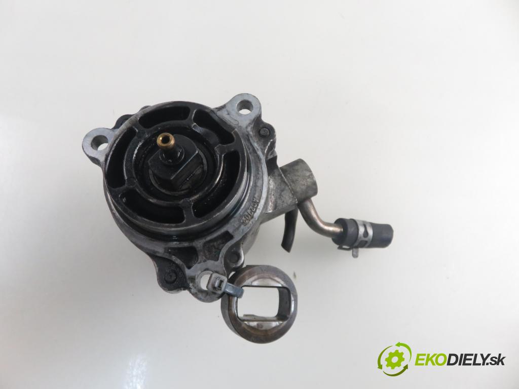 MAZDA 5 (CR19) MINIVAN 2006 105,00 2.0 MZR-CD 143 - RF7J 1998,00 Pumpa vákuová RF7J18G00 ; X2T58173