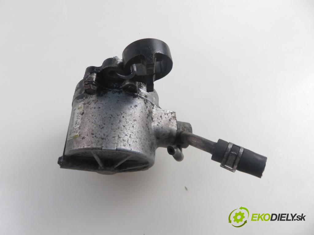MAZDA 5 (CR19) MINIVAN 2006 105,00 2.0 MZR-CD 143 - RF7J 1998,00 Pumpa vákuová RF7J18G00 ; X2T58173