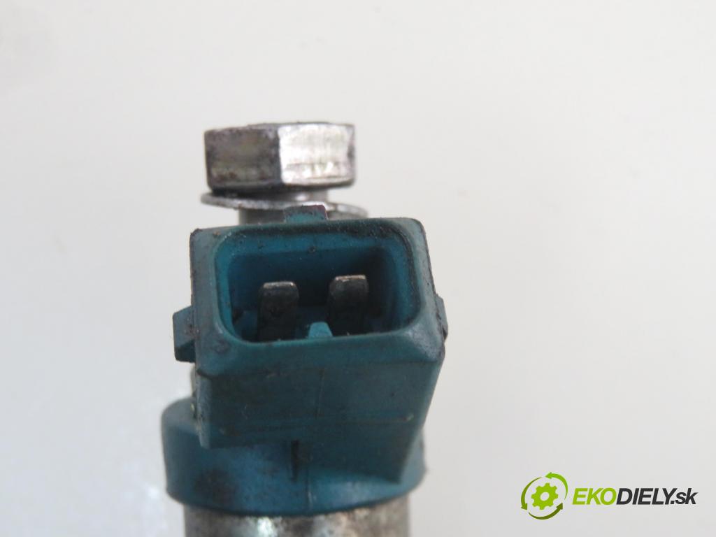 AUDI 80 (8C, B4) SEDAN 1992 85,00 2.0 E 115 - ABK 1984,00 Vstrek 0280170464 ; 039906171