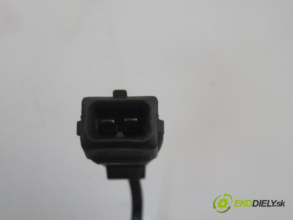 AUDI A4 (8D2, B5) SEDAN 1996 81,00 1.9 TDI 110 - AFN 1896,00 Vstrekovacie ventily 028130201S ; 028130201T (Vstrekovací ventil)