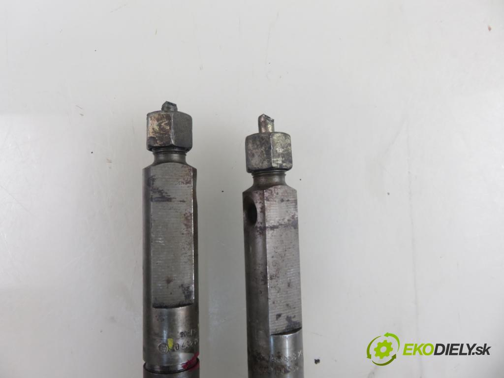 RENAULT CLIO II (BB_, CB_) HB 2001 59,00 1.9 dTi (B/CB0U) - F9Q 780 1870,00 Vstrekovacie ventily 0432193563 ; 8200047506 ; 0432193564 (Vstrekovací ventil)